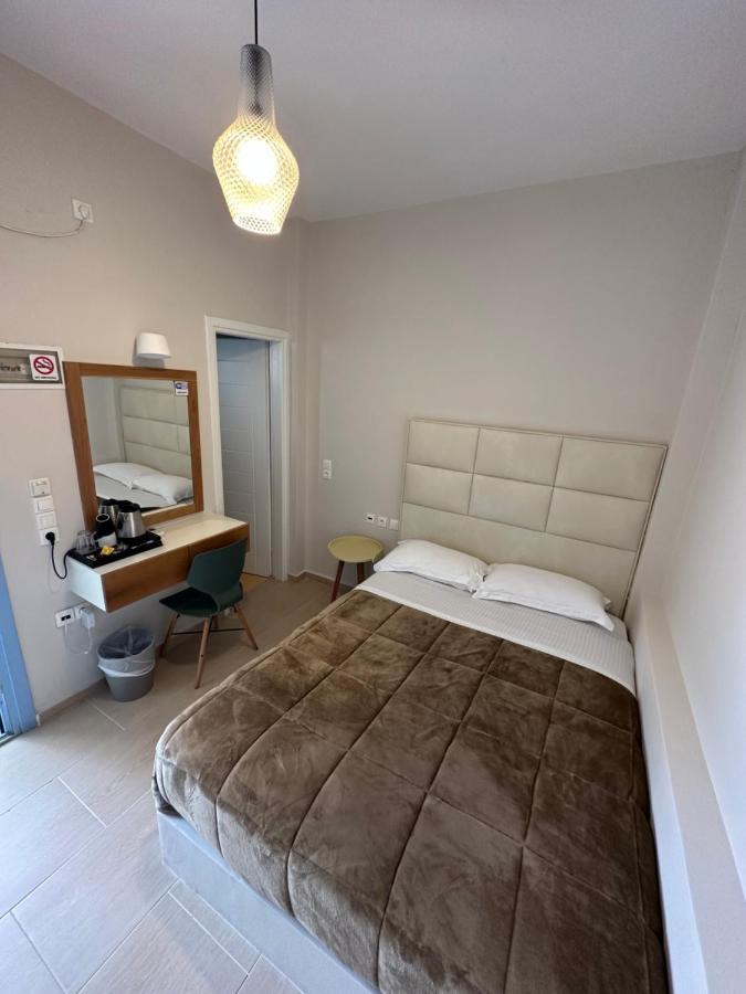 Villa Roussa City Center Fíra Kültér fotó