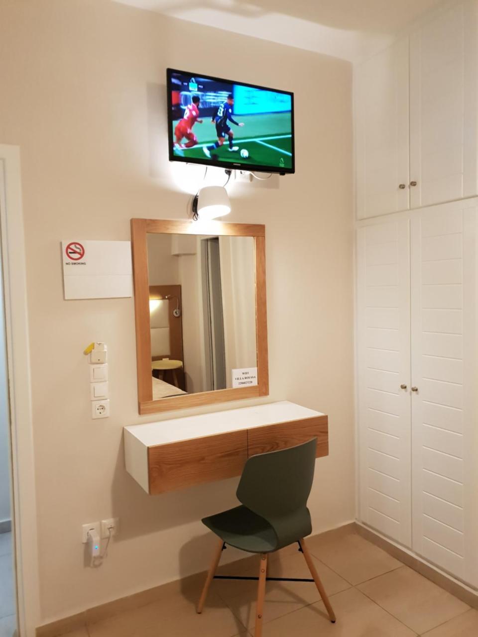 Villa Roussa City Center Fíra Kültér fotó