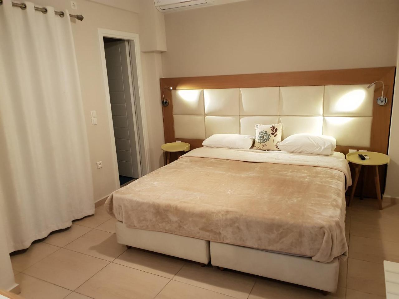 Villa Roussa City Center Fíra Kültér fotó